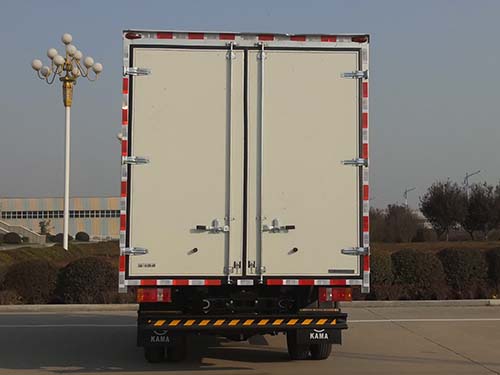 凱馬牌KMC5042XXYB336DP6廂式運(yùn)輸車公告圖片