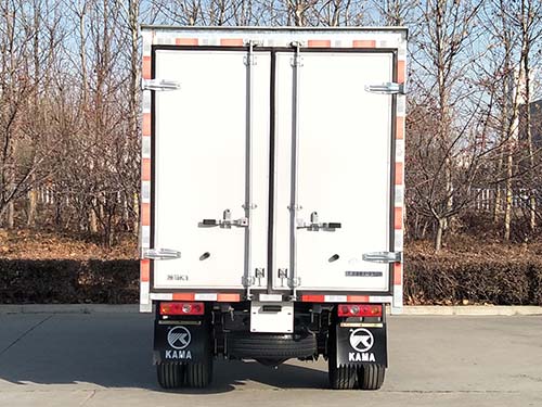 凱馬牌KMC5036XXYQ280DP6廂式運(yùn)輸車公告圖片