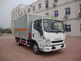 爆破器材运输车