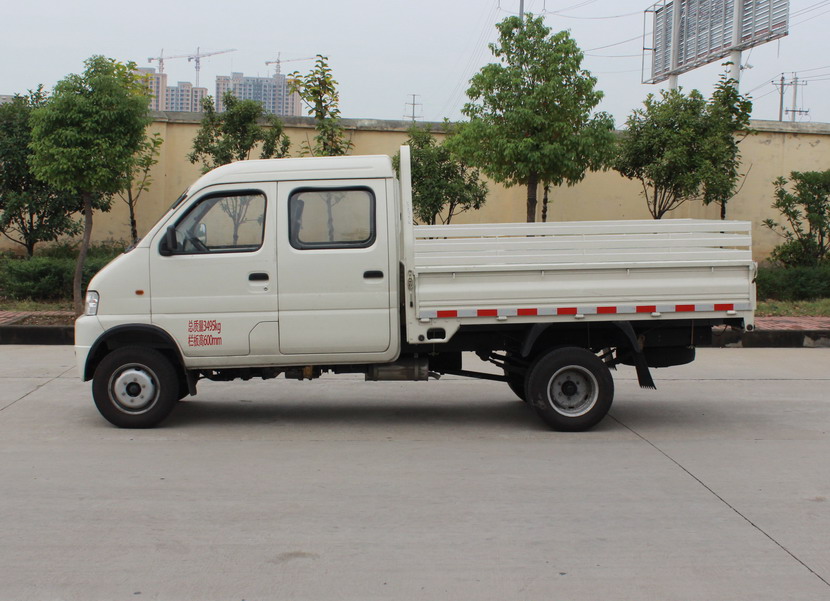 东风牌EQ1020D60Q6轻型载货汽车公告图片