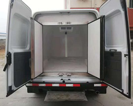 程力威牌CLW5049XLCJ5冷藏车公告图片