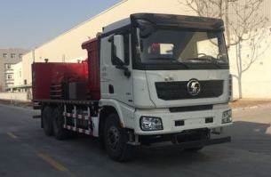 兰通牌LTJ5220TYL70压裂车