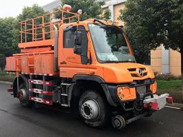 高空作业车
