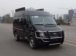 装备车