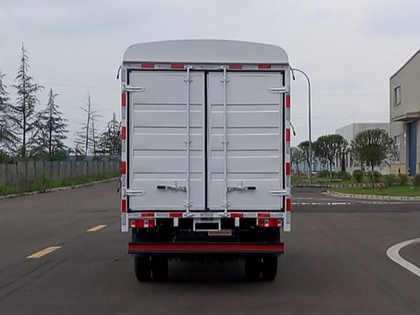 南駿牌NJA5070CCYESE33A倉柵式運輸車公告圖片