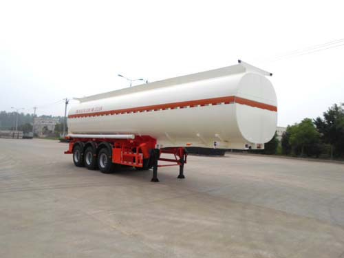 恒信致远牌11米31吨3轴易燃液体罐式运输半挂车(CHX9402GRY)