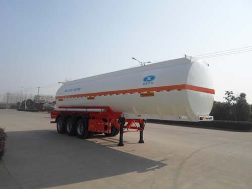 恒信致远牌11米31.5吨3轴氧化性物品罐式运输半挂车(CHX9400GYW)