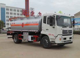 运油车