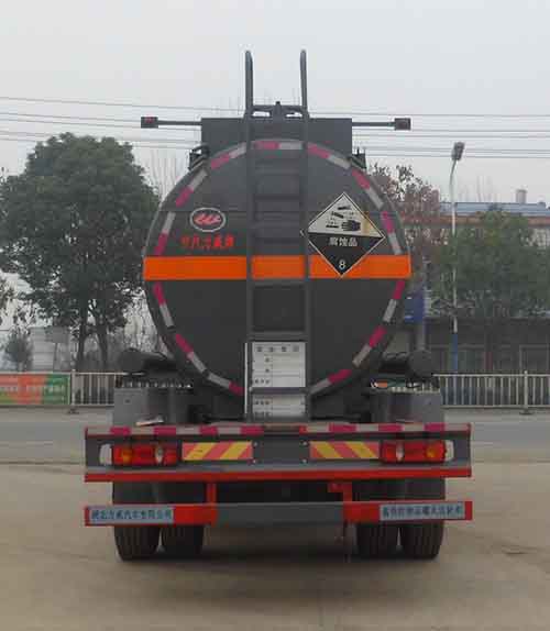 中汽力威牌HLW5253GFW5DF腐蚀性物品罐式运输车公告图片