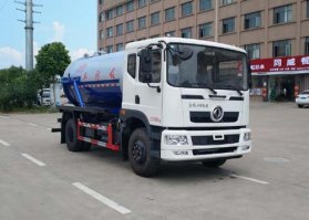 吸污车
