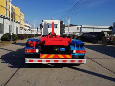 三聯(lián)牌YSY5257ZXXE6車廂可卸式垃圾車公告圖片