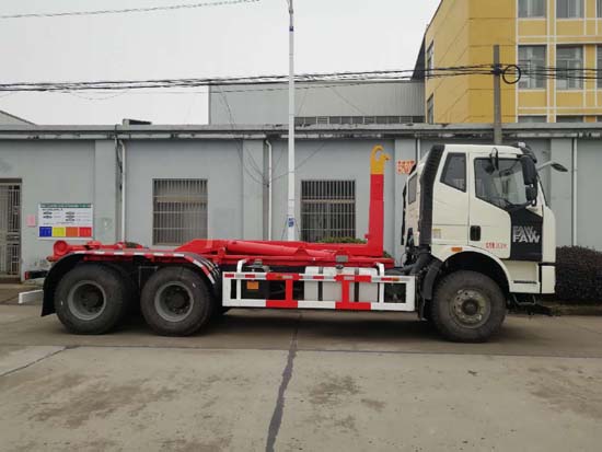 三聯(lián)牌YSY5257ZXXE6車廂可卸式垃圾車公告圖片