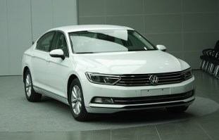 大众牌FV7207BEDBG型轿车