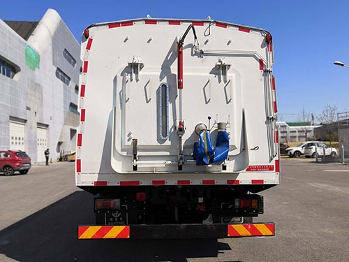 華林牌HLT5182TXSEV純電動洗掃車公告圖片