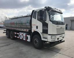 鲜奶运输车