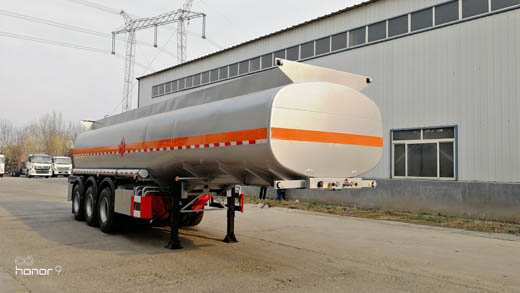 双达牌10.4米31.9吨3轴易燃液体罐式运输半挂车(ZLQ9404GRYA)
