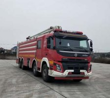 举高喷射消防车