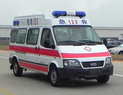 江铃全顺牌JX5035XJHZKA救护车