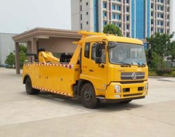 清障车