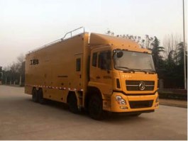 工程车