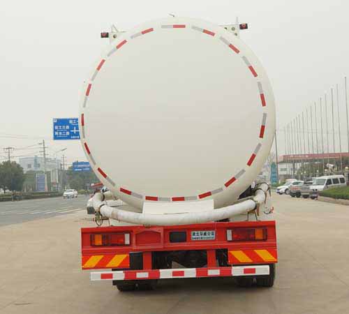 华威驰乐牌SGZ5250GFLZZ5M5低密度粉粒物料运输车公告图片