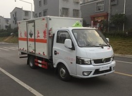 腐蚀性物品厢式运输车