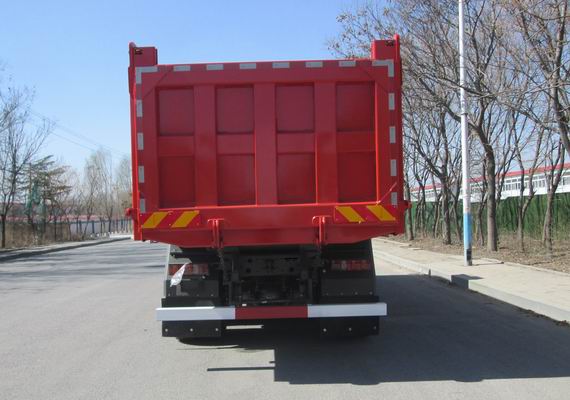 汕德卡牌ZZ5256ZLJN414MF1自卸式垃圾車公告圖片