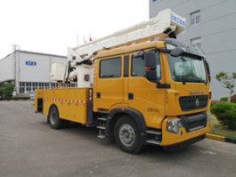 高空作业车