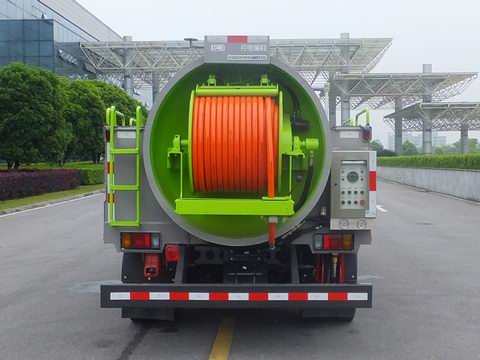 中聯(lián)牌ZBH5119GQXQLE6下水道疏通清洗車公告圖片