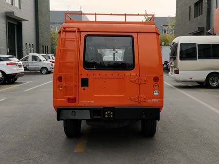 北京牌BJ5036XYB2CGD1运兵车公告图片