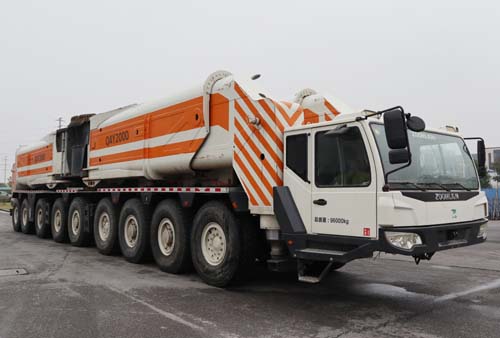 中聯(lián)牌ZLJ5961JQZ2000全地面起重機(jī)公告圖片