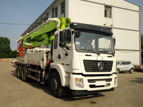 星通牌XTP5310THBEQ6混凝土泵車公告圖片