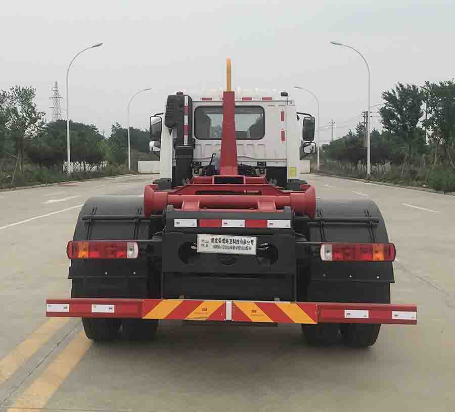 帝王環(huán)衛(wèi)牌HDW5161ZXXC6車廂可卸式垃圾車公告圖片