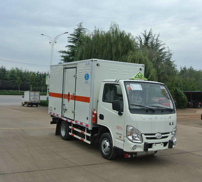 春星牌ZZT5030XRQ-5易燃气体厢式运输车