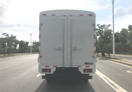 江鈴牌JX5048CCYXG2倉(cāng)柵式運(yùn)輸車公告圖片