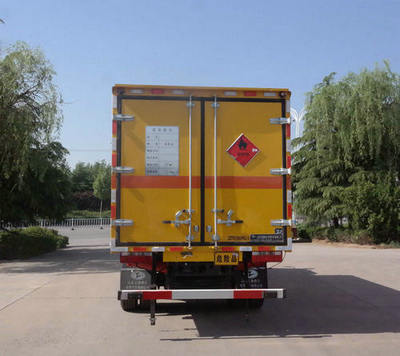 春星牌ZZT5120XRQ-5易燃气体厢式运输车公告图片