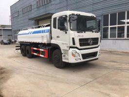 洒水车