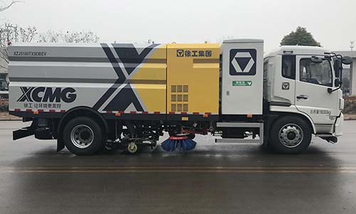 徐工牌XZJ5180TXSDBEV纯电动洗扫车公告图片