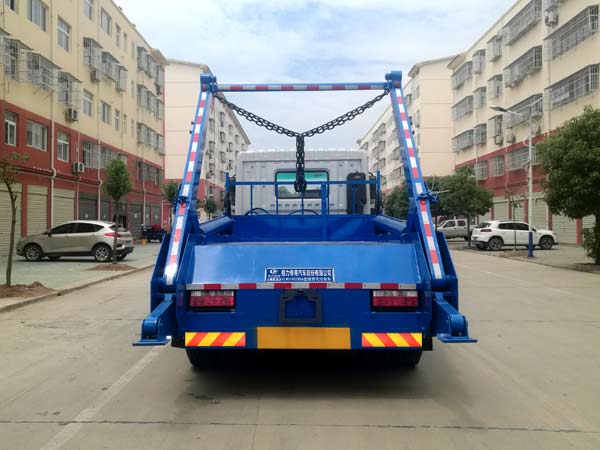 程力威牌CLW5180ZBS6擺臂式垃圾車公告圖片