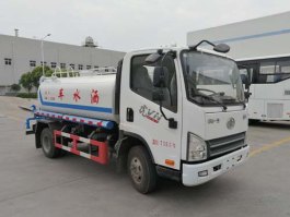 洒水车