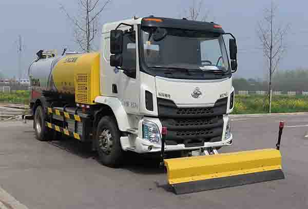 徐工牌DXA5180GQXBEV純電動清洗車公告圖片