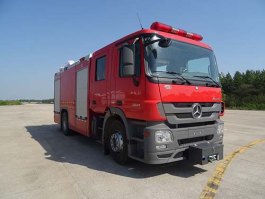 压缩空气泡沫消防车
