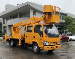 高空作业车