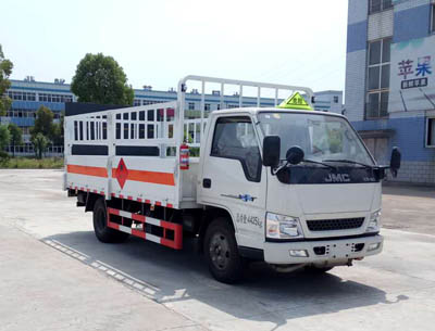 大力牌DLQ5040TQPJX氣瓶運(yùn)輸車(chē)公告圖片