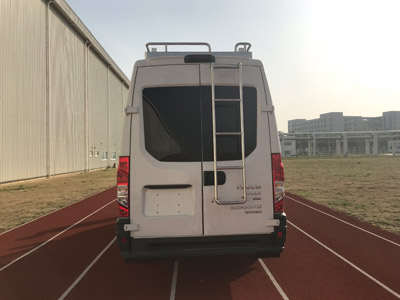 依維柯牌NJ5045XSPF2E審判車公告圖片