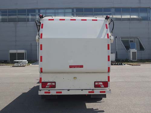 華林牌HLT5081TCAJXE6餐廚垃圾車公告圖片