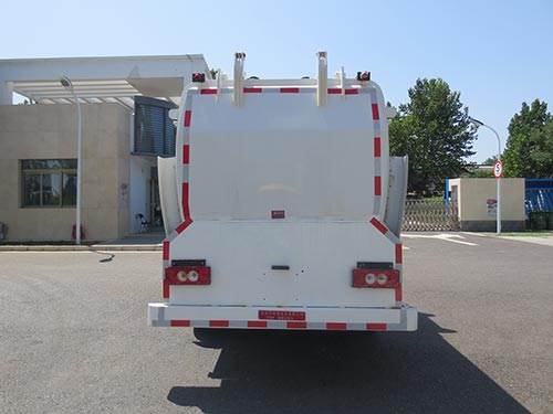 華林牌HLT5120TCABJE6餐廚垃圾車公告圖片