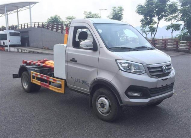 重特牌QYZ5030ZXXBEV純電動車廂可卸式垃圾車公告圖片