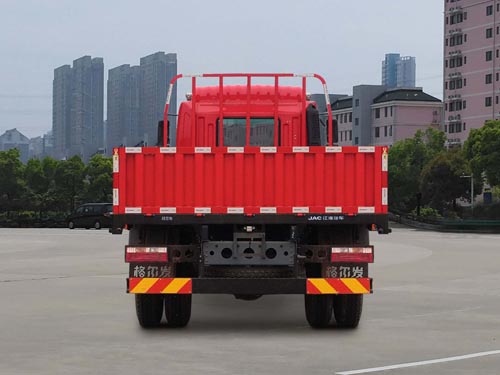 HFC1161P3K1A47S3V 江淮牌165马力单桥柴油6.2米国五载货汽车图片