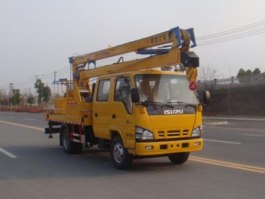 高空作业车